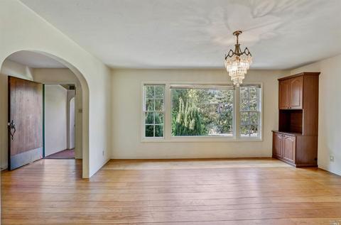 2 Berry Ln, Ross, CA 94957 photo 9