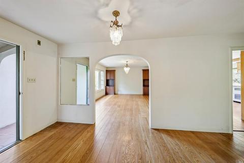 2 Berry Ln, Ross, CA 94957 photo 8
