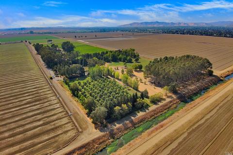 6375 Katleba Ln, Vacaville, CA 95687 photo 6