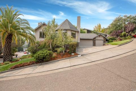 1 Tomahawk Ct, Novato, CA 94949 photo 1