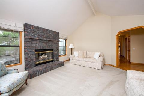 1 Tomahawk Ct, Novato, CA 94949 photo 9
