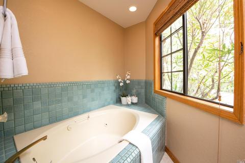 1 Tomahawk Ct, Novato, CA 94949 photo 25