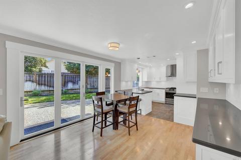 128 Quilting Ln, Vallejo, CA 94589 photo 24