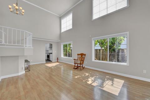 128 Quilting Ln, Vallejo, CA 94589 photo 9