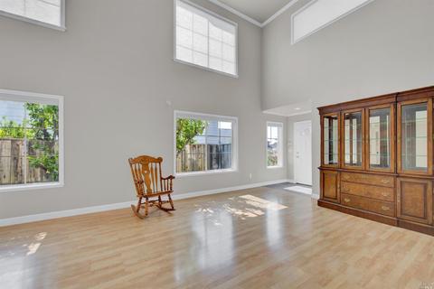 128 Quilting Ln, Vallejo, CA 94589 photo 10