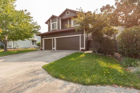 9268 Piccadilly Cir, Windsor, CA 95492 photo 2