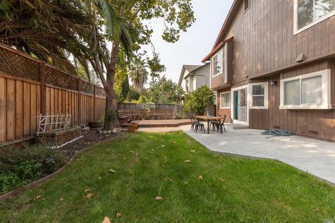 9268 Piccadilly Cir, Windsor, CA 95492 photo 23