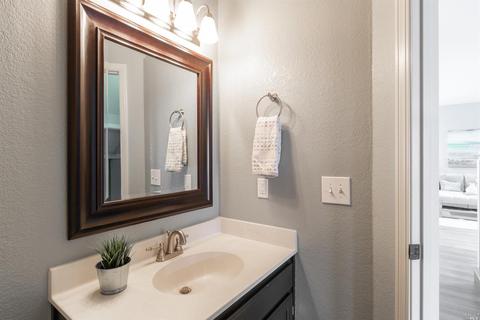 9268 Piccadilly Cir, Windsor, CA 95492 photo 19