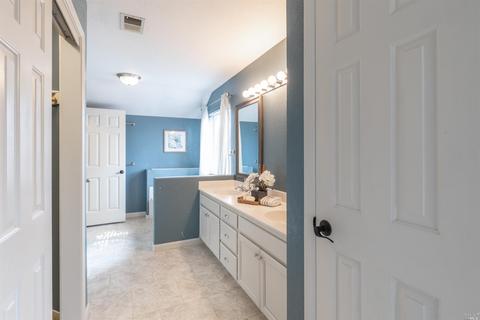 9268 Piccadilly Cir, Windsor, CA 95492 photo 32