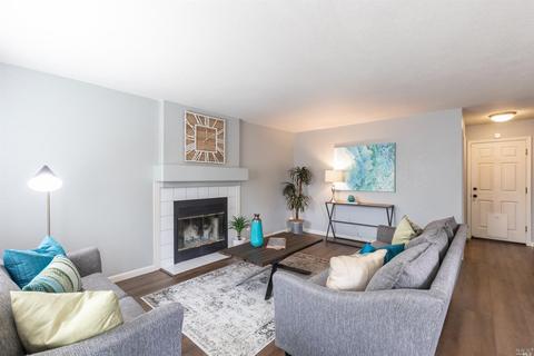 9268 Piccadilly Cir, Windsor, CA 95492 photo 15