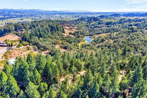 1240 Emerald Ranch Rd, Healdsburg, CA 95448 photo 21