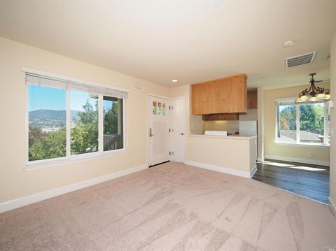 321 Moonlight Cir, Cloverdale, CA 95425 photo 5