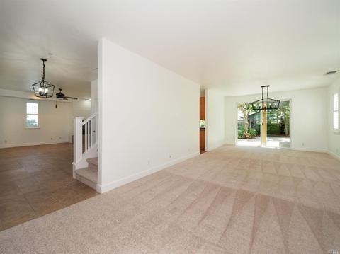321 Moonlight Cir, Cloverdale, CA 95425 photo 14
