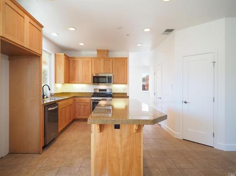 321 Moonlight Cir, Cloverdale, CA 95425 photo 13
