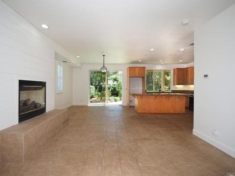 321 Moonlight Cir, Cloverdale, CA 95425 photo 8