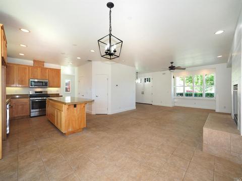 321 Moonlight Cir, Cloverdale, CA 95425 photo 10