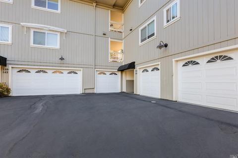 114 Cherry St, Petaluma, CA 94952 photo 2