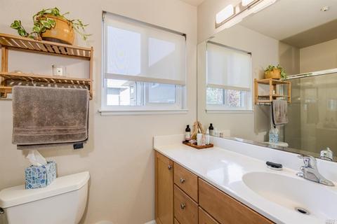 114 Cherry St, Petaluma, CA 94952 photo 17