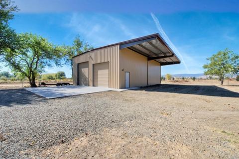 6725 Willow Rd, Vacaville, CA 95687 photo 2