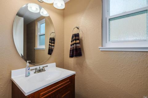 121 Windsurfer Ct, Vallejo, CA 94591 photo 12