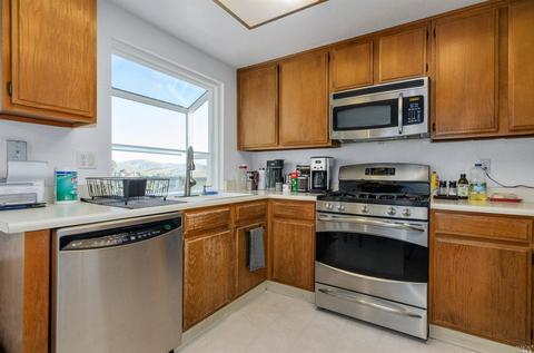 121 Windsurfer Ct, Vallejo, CA 94591 photo 11