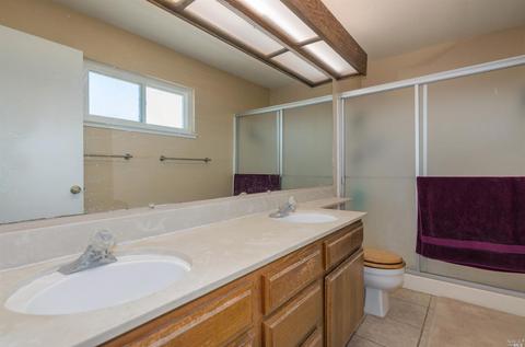 121 Windsurfer Ct, Vallejo, CA 94591 photo 17