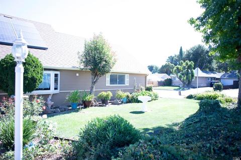 2 Emerald Cir, Vallejo, CA 94589 photo 2