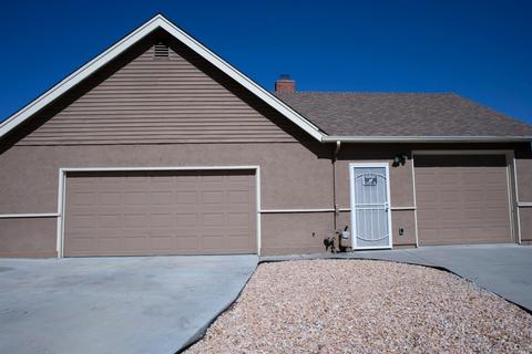 2 Emerald Cir, Vallejo, CA 94589 photo 3