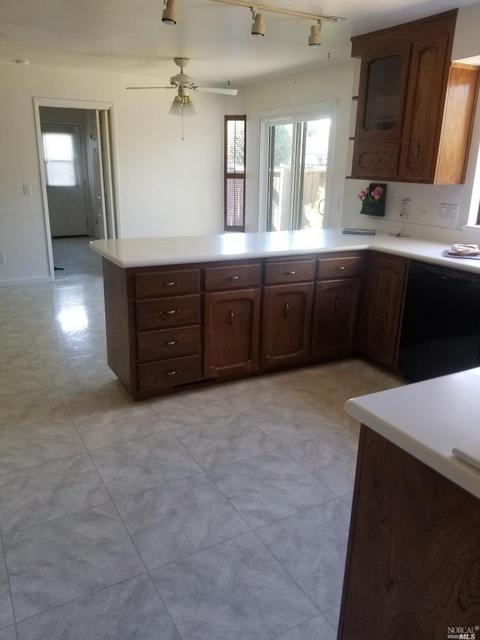 890 Coventry Ln, Fairfield, CA 94533 photo 3
