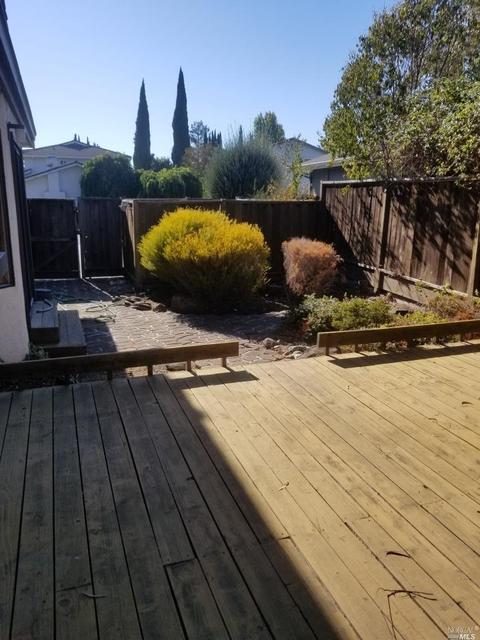 890 Coventry Ln, Fairfield, CA 94533 photo 9