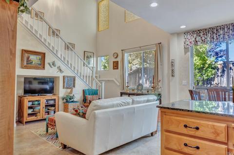 664 Julmar Cir, Fairfield, CA 94534 photo 11