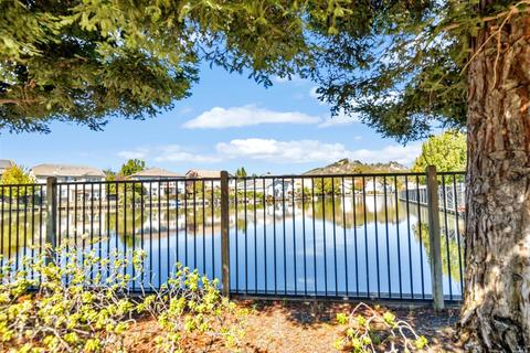 664 Julmar Cir, Fairfield, CA 94534 photo 5
