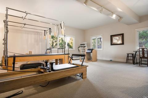 75 Verissimo Dr, Novato, CA 94947 photo 42