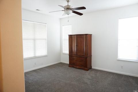 1108 Mitchell Ln, Windsor, CA 95492 photo 4