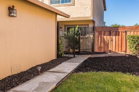 1009 Scott St, Fairfield, CA 94533 photo 4