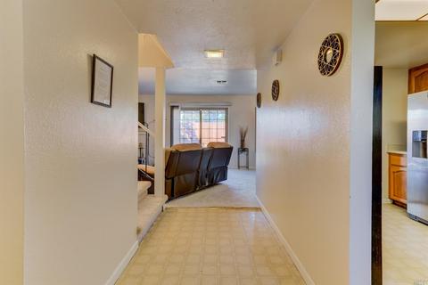 1009 Scott St, Fairfield, CA 94533 photo 9