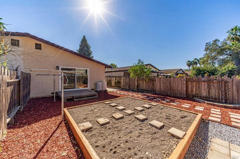 1896 Commons Ct, Windsor, CA 95492 photo 19
