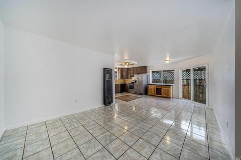 1896 Commons Ct, Windsor, CA 95492 photo 11