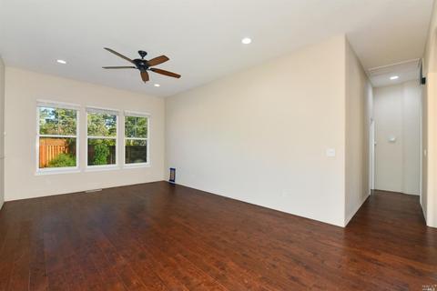 1136 Pedroncelli Dr, Windsor, CA 95492 photo 12