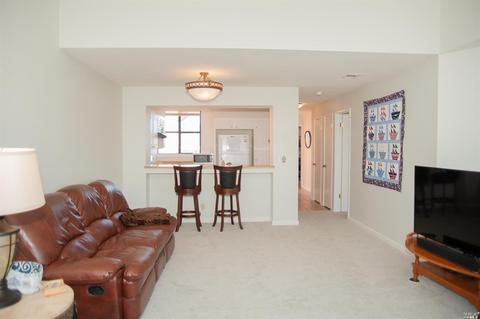 110 Nantucket Ln, Vallejo, CA 94590 photo 5