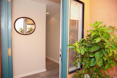 110 Nantucket Ln, Vallejo, CA 94590 photo 14