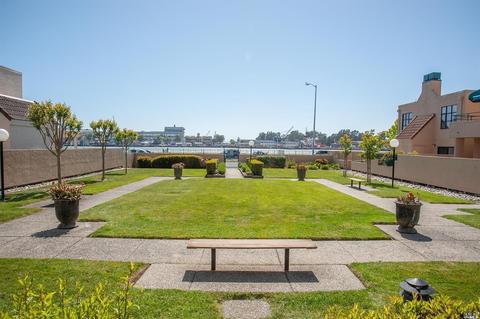 110 Nantucket Ln, Vallejo, CA 94590 photo 19