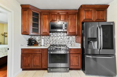 1143 Kentucky St, Vallejo, CA 94590 photo 9