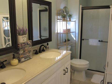 1050 Justin Way, Dixon, CA 95620 photo 9