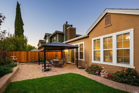 74 Moore Rd, Novato, CA 94949 photo 3