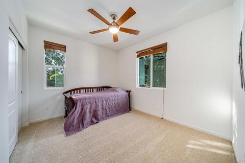 400 Comstock Way, Vacaville, CA 95688 photo 24