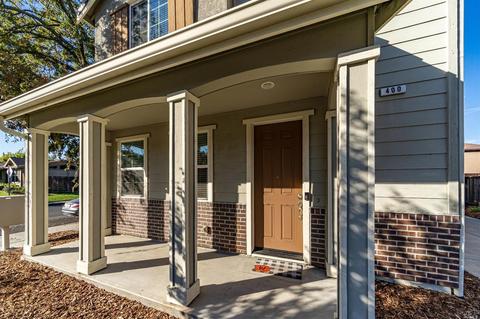 400 Comstock Way, Vacaville, CA 95688 photo 3