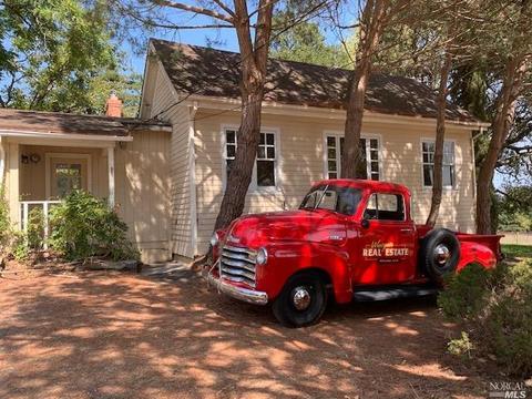 520 Eucalyptus Rd, Petaluma, CA 94952 photo 5