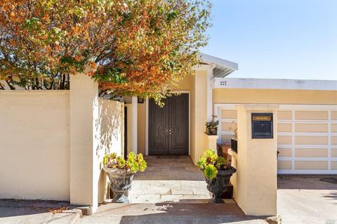 227 Richardson Dr, Mill Valley, CA 94941 photo 4