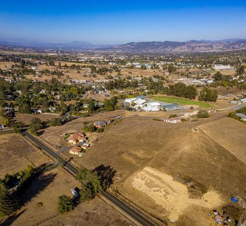 6760 Grove St, Cotati, CA 94931 photo 3